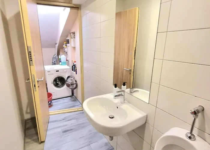 Spacious Apartment In The Quiet Center